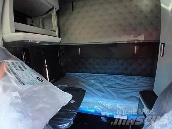 Kenworth T680 Truck Tractor Units
