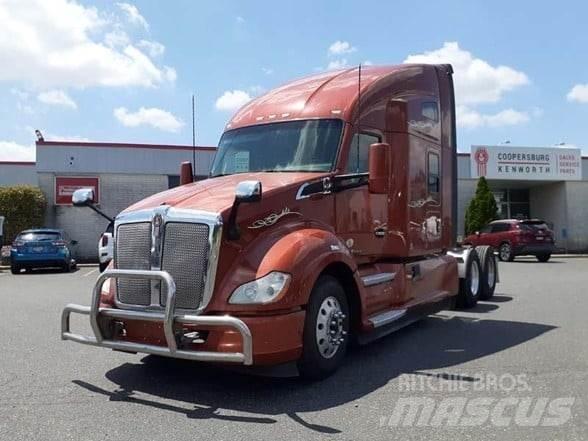 Kenworth T680 Truck Tractor Units