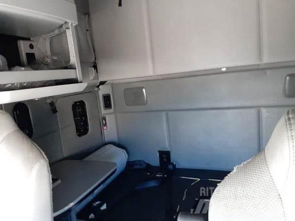 Kenworth T680 Truck Tractor Units