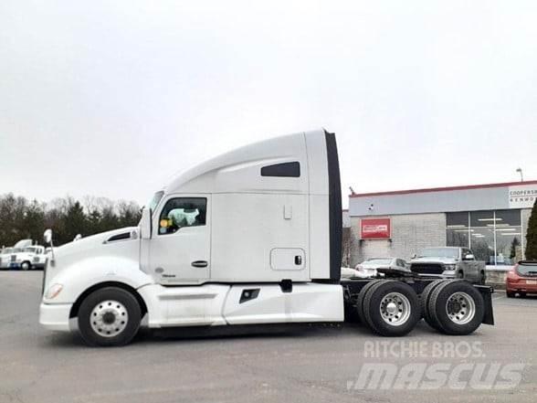 Kenworth T680 Truck Tractor Units
