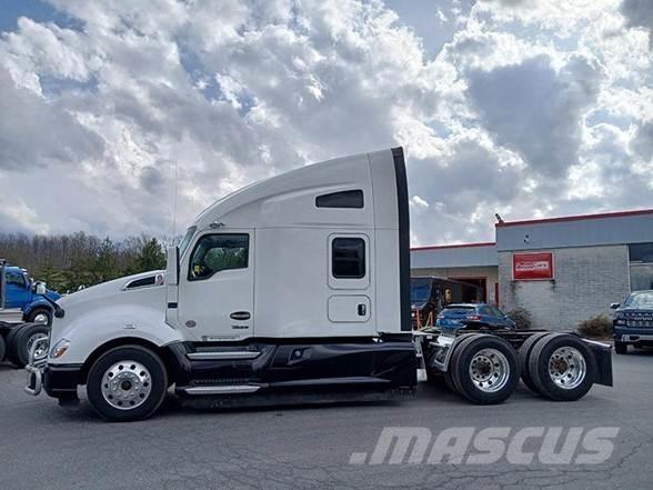 Kenworth T680 Truck Tractor Units