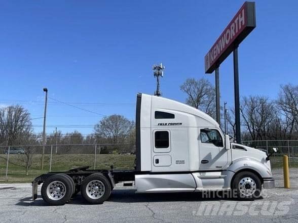 Kenworth T680 Truck Tractor Units
