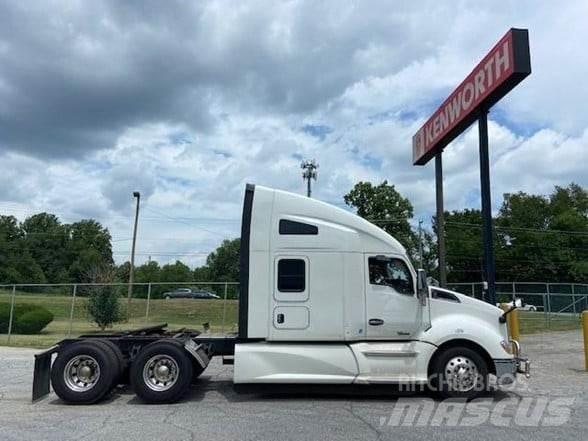 Kenworth T680 Truck Tractor Units