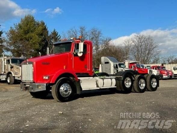 Kenworth T800 Truck Tractor Units