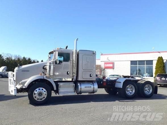 Kenworth T800 Truck Tractor Units