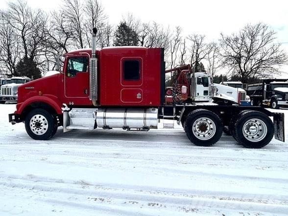 Kenworth T800 Truck Tractor Units