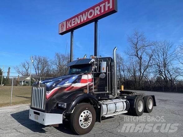Kenworth T800 Truck Tractor Units