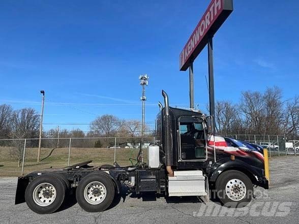Kenworth T800 Truck Tractor Units