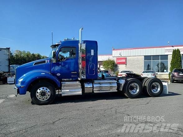 Kenworth T880 Truck Tractor Units