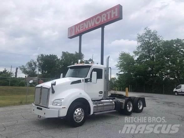 Kenworth T880 Truck Tractor Units