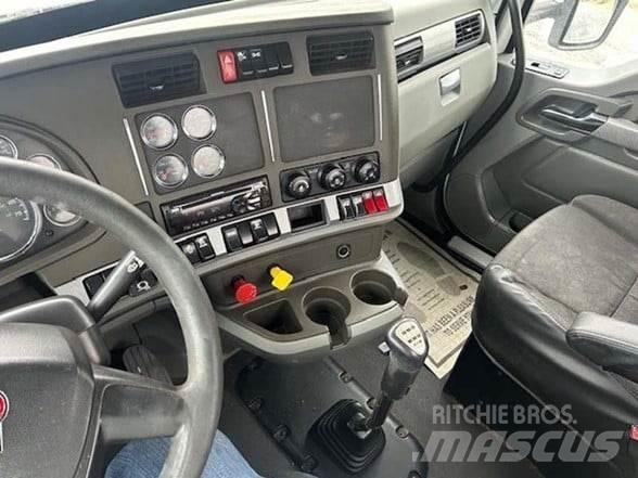 Kenworth T880 Truck Tractor Units