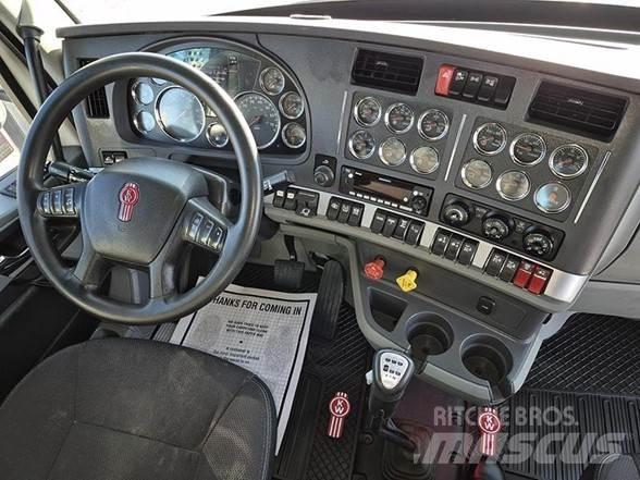 Kenworth T880 Truck Tractor Units
