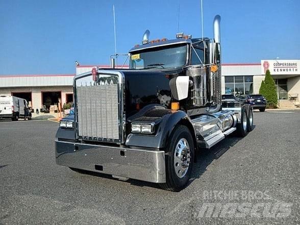 Kenworth W900L Truck Tractor Units