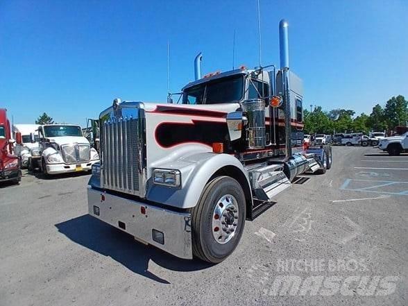 Kenworth W900L Truck Tractor Units