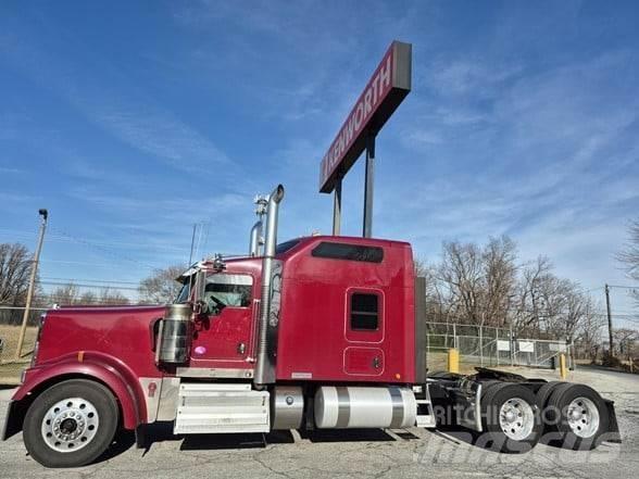 Kenworth W900L Truck Tractor Units
