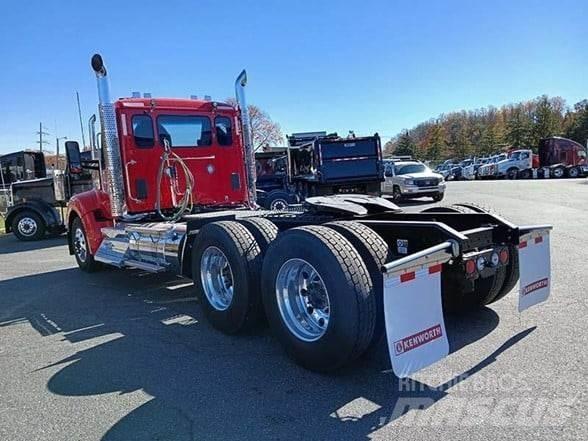 Kenworth W990 Truck Tractor Units
