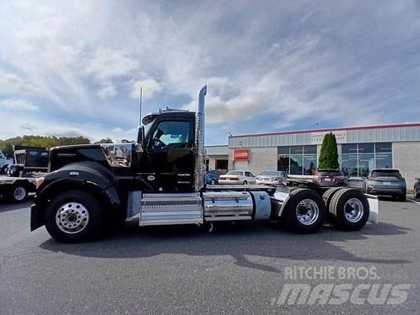 Kenworth W990 Truck Tractor Units