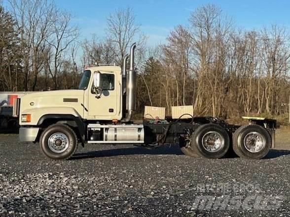 Mack CL733 Truck Tractor Units