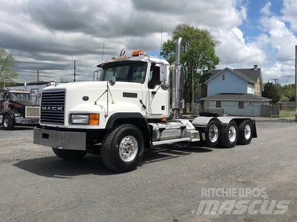 Mack CL733 Truck Tractor Units