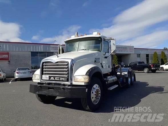 Mack GRANITE CTP713 Truck Tractor Units