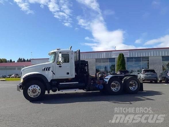 Mack GRANITE CTP713 Truck Tractor Units