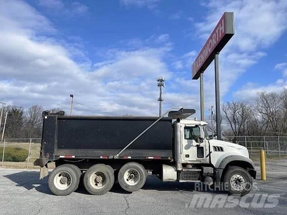 Mack GRANITE GU713 Tipper trucks