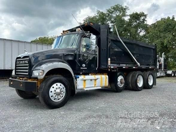 Mack GRANITE GU713 Tipper trucks