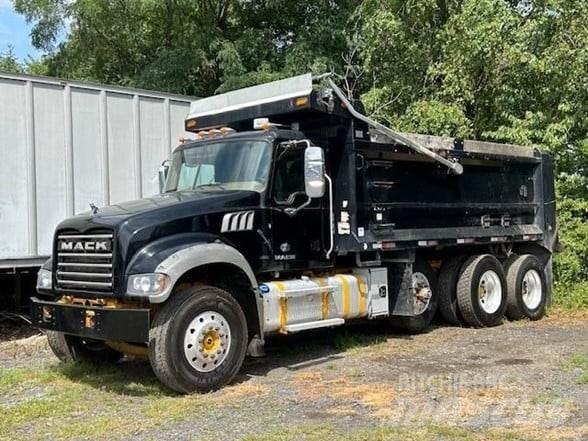Mack GRANITE GU713 Tipper trucks