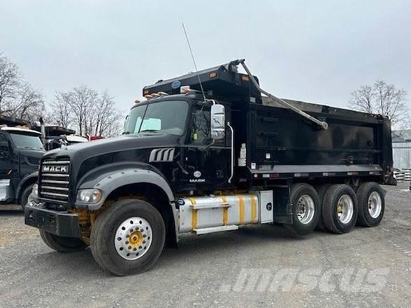 Mack GRANITE GU713 Tipper trucks