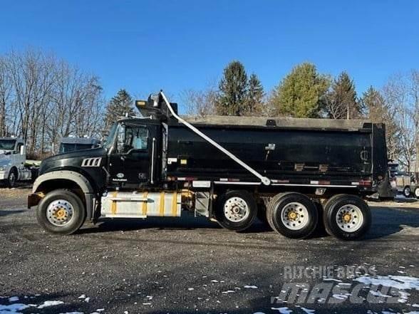 Mack GRANITE GU713 Tipper trucks
