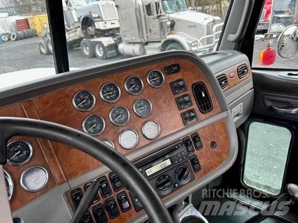 Peterbilt 357 Flatbed/Dropside trucks