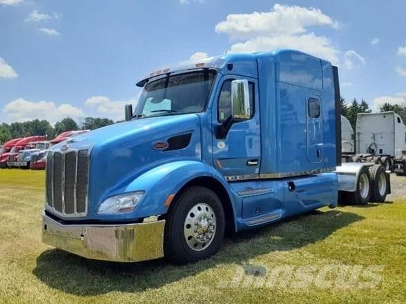 Peterbilt 579 Truck Tractor Units