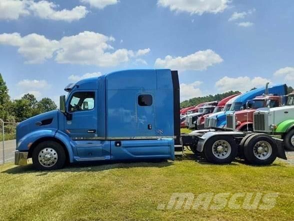 Peterbilt 579 Truck Tractor Units