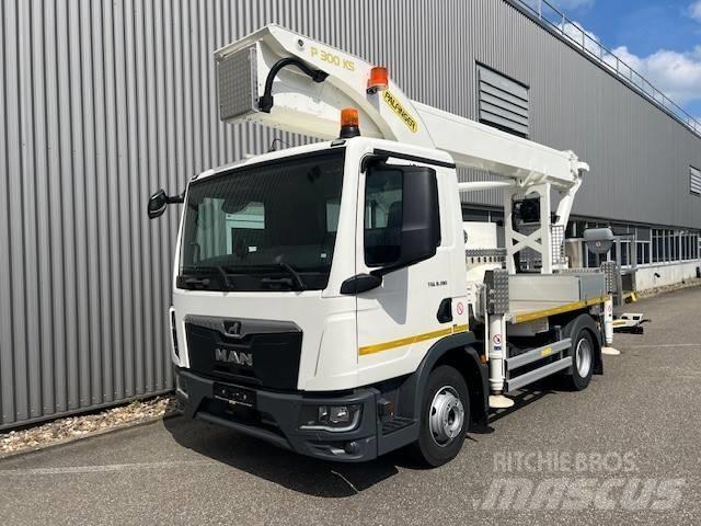 Palfinger P 300 KS Truck mounted aerial platforms