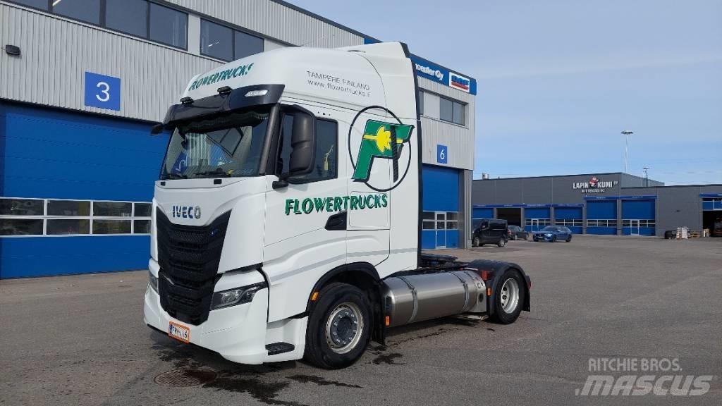 Iveco S-Way 460 LNG Truck Tractor Units
