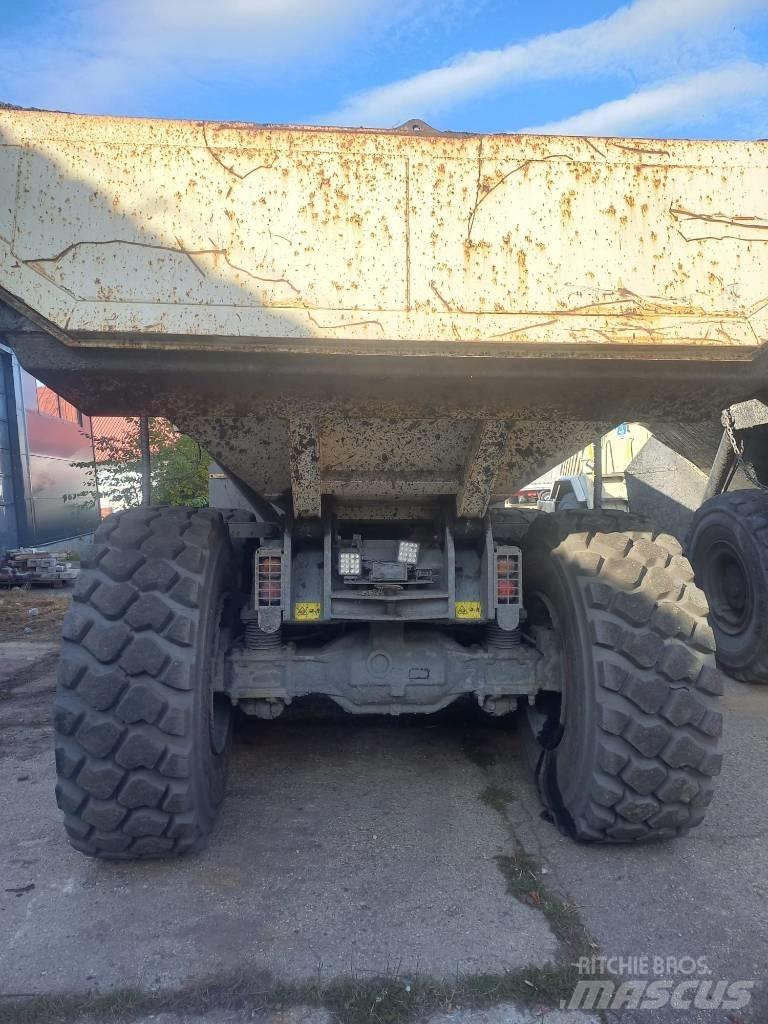Terex TA 300 Articulated Haulers