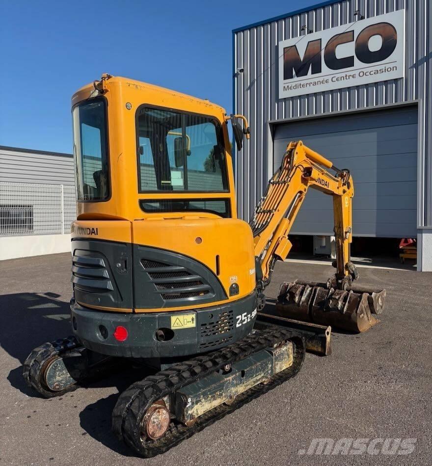 Hyundai R25Z-9 AK Mini excavators < 7t