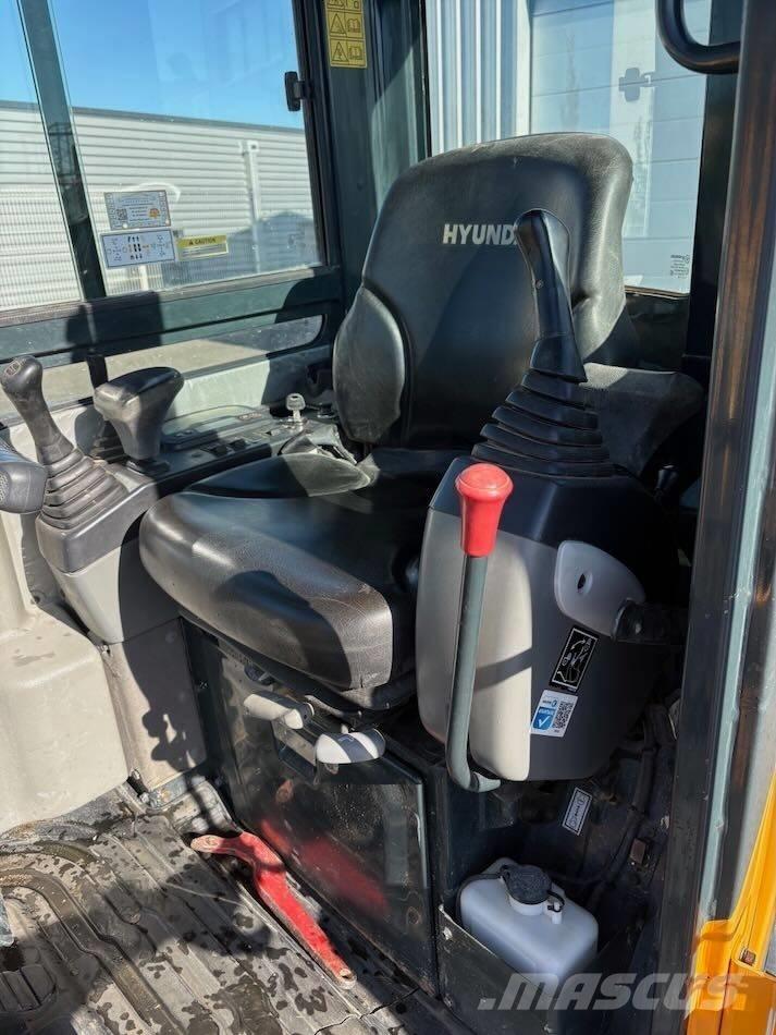 Hyundai R25Z-9 AK Mini excavators < 7t