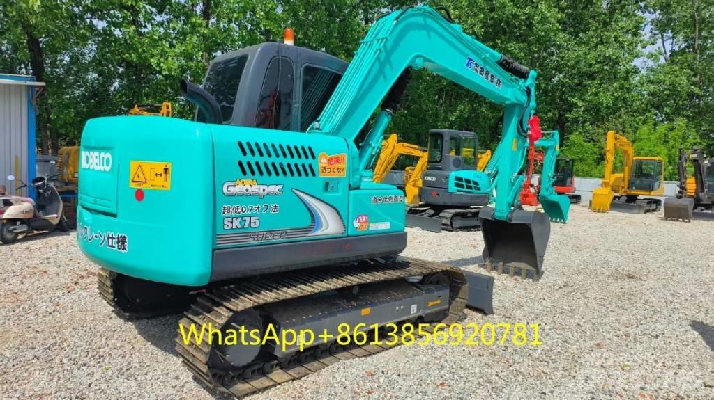 Komatsu SK75 Mini excavators < 7t