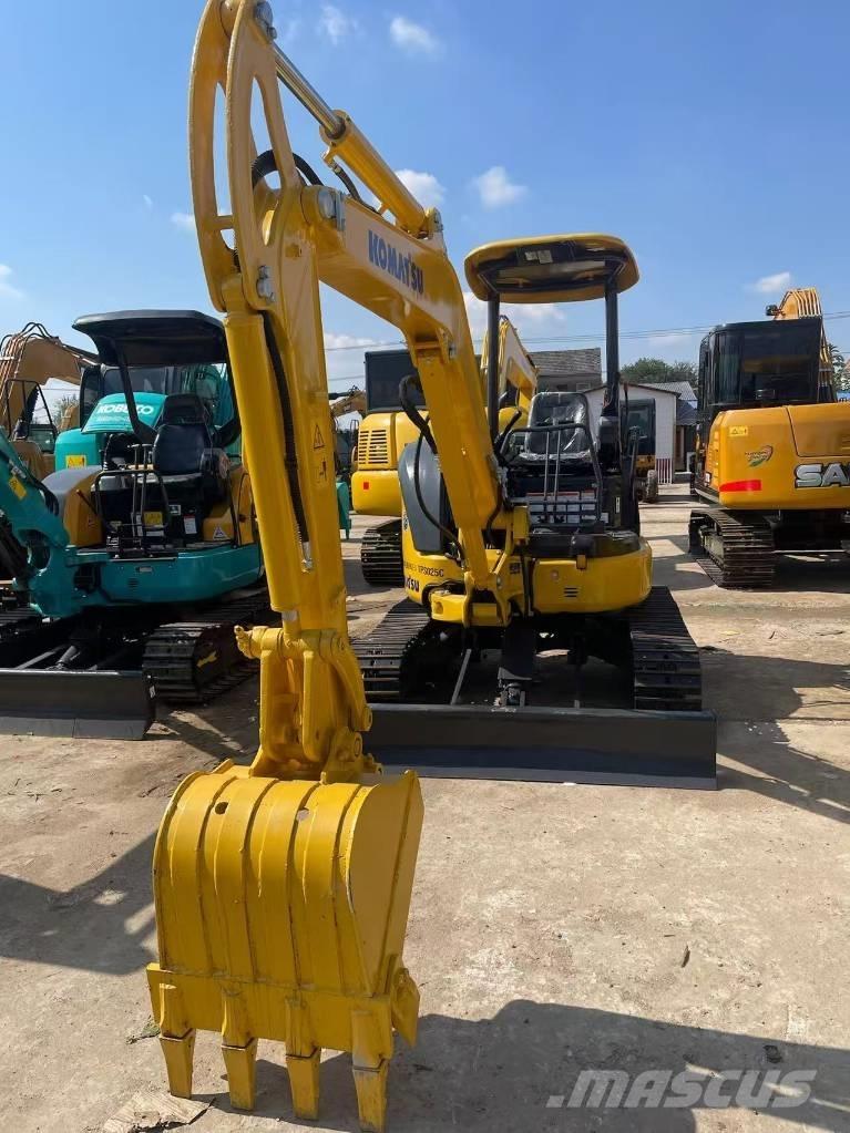 Komatsu PC 35 Mini excavators < 7t