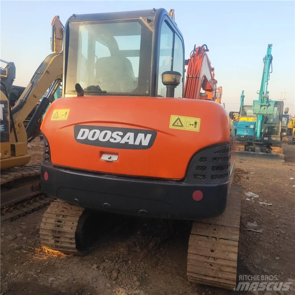 Doosan DH55 Mini excavators < 7t
