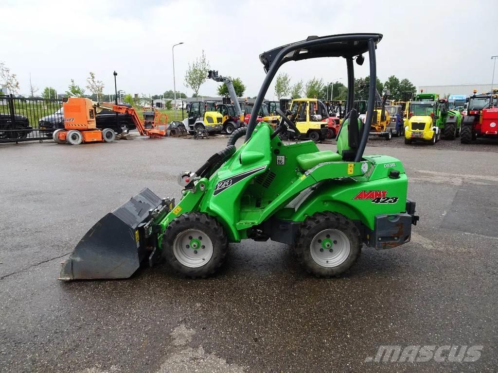 Avant 423 Mini loaders