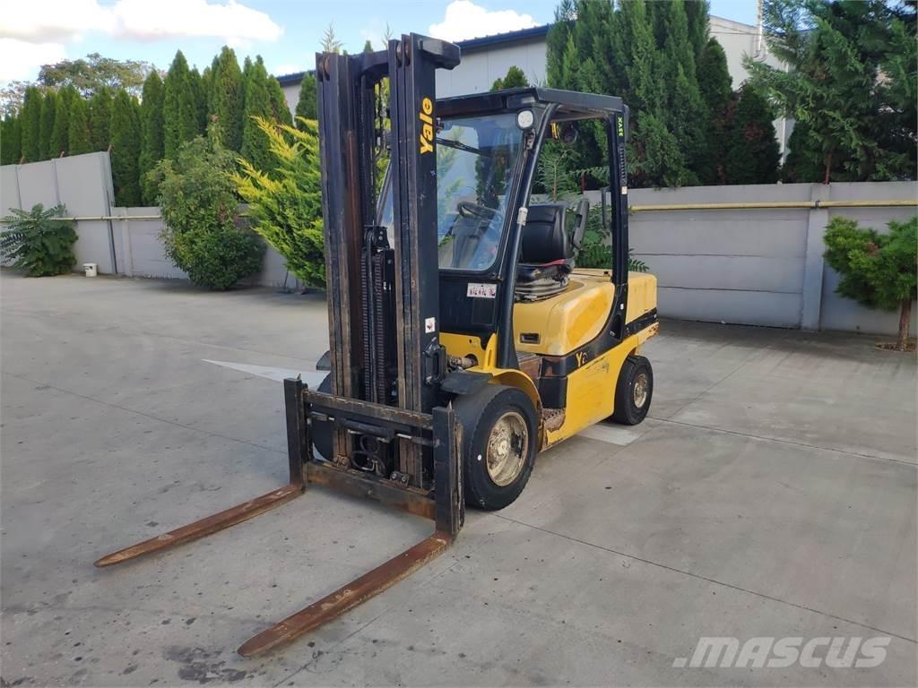 Yale GDP35VX Diesel trucks