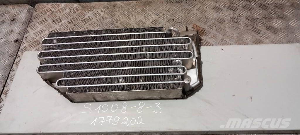 Scania R 440.    1779202 Radiators