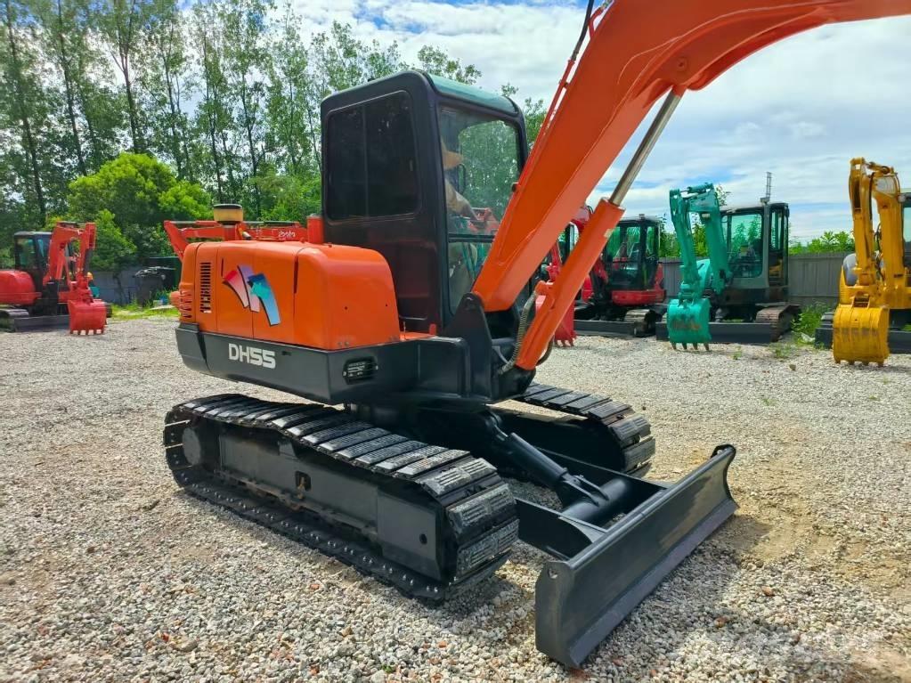 Doosan DH 55 Mini excavators < 7t