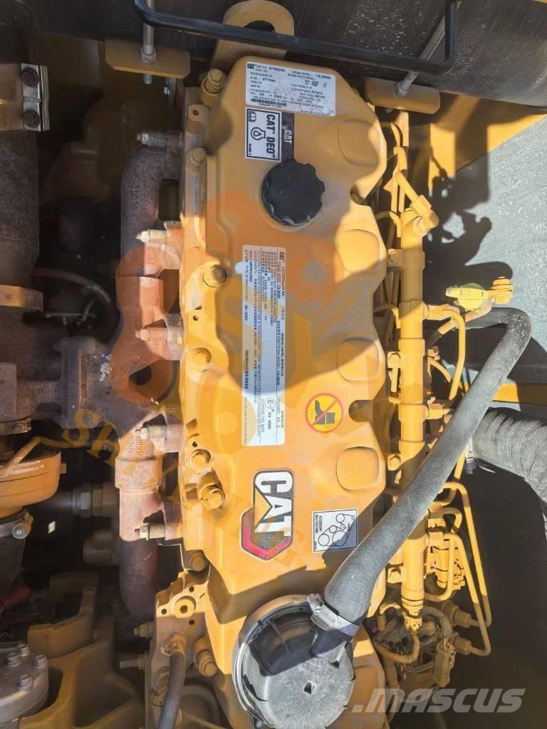 CAT 345GC Crawler excavators