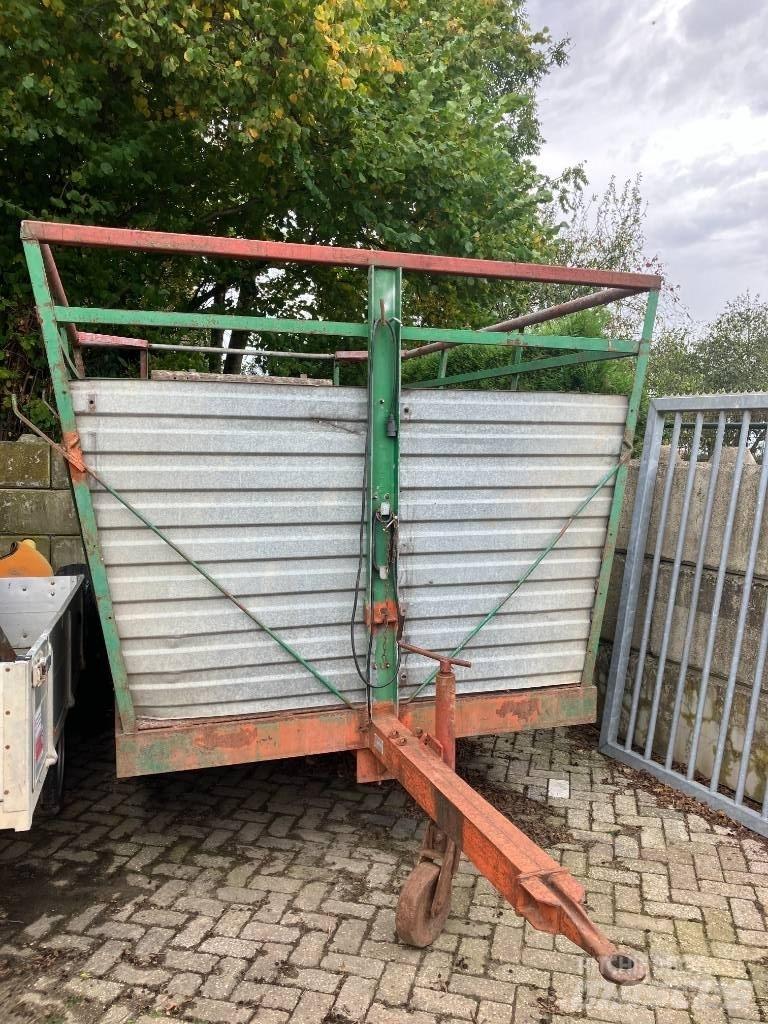 Veewagen  Livestock carrying trailers