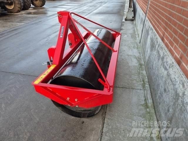 Peecon LR220 Farming rollers