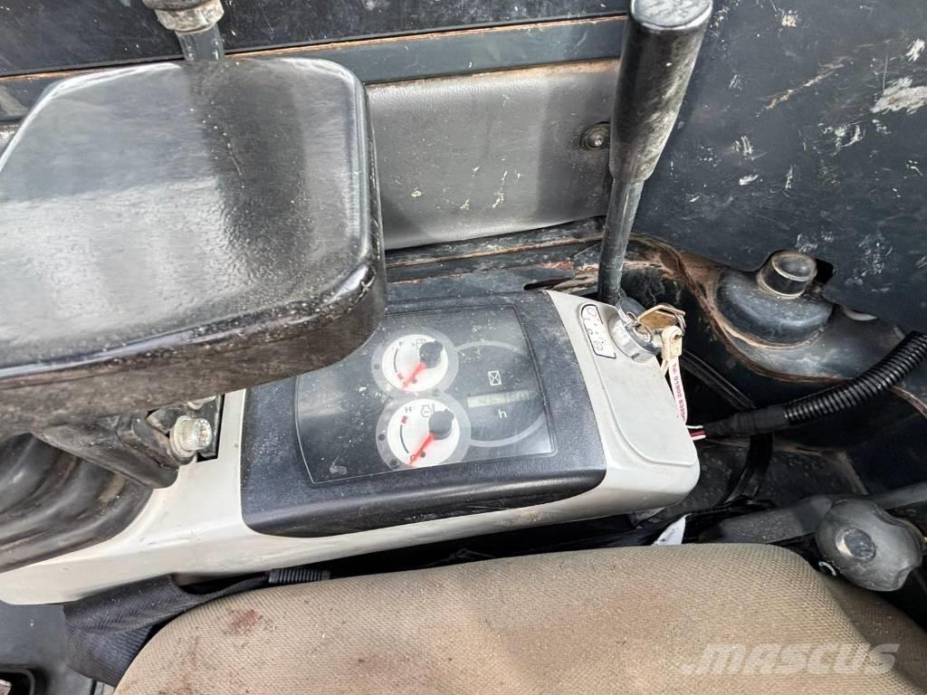 Komatsu PC 26 MR-3 Mini excavators < 7t