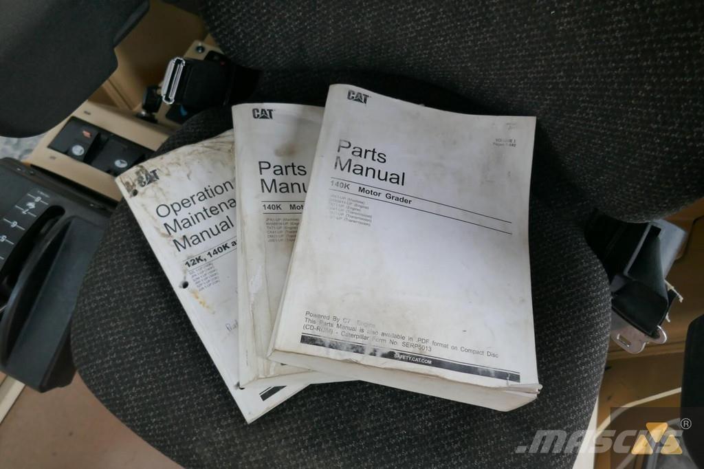 CAT 140K Graders